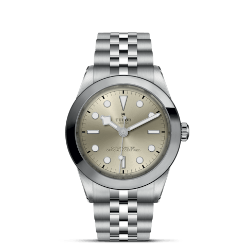 Vertical Black Bay 39