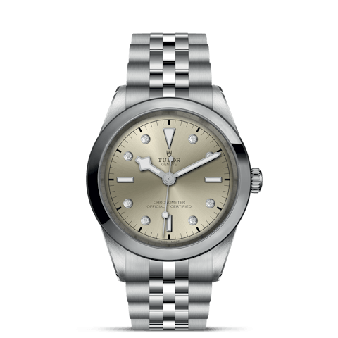 Vertical Black Bay 41